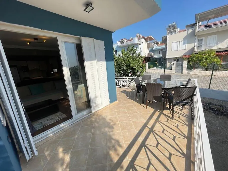 Merkezde Denize 5 Dakika Villa كوشاداسيه