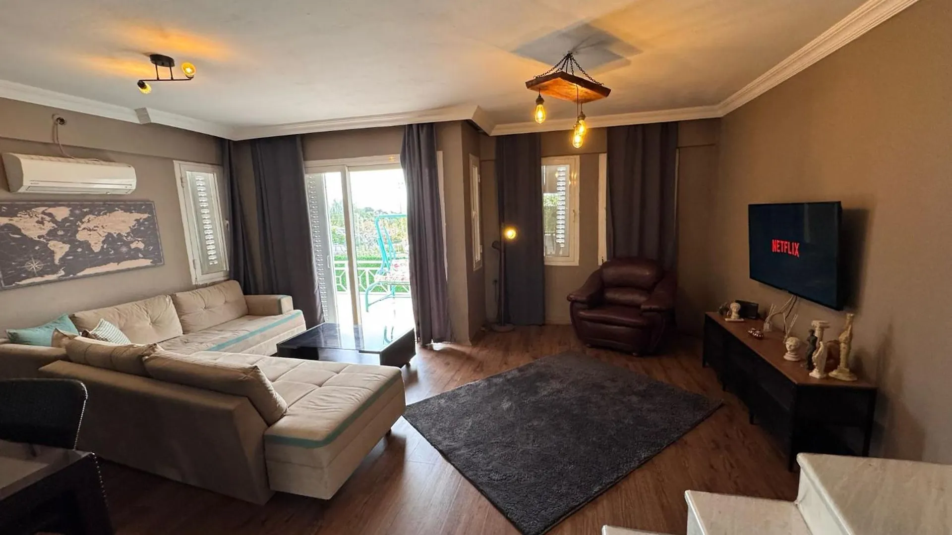 Merkezde Denize 5 Dakika Villa كوشاداسيه